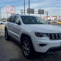 جیپ گراند شیرۆکی